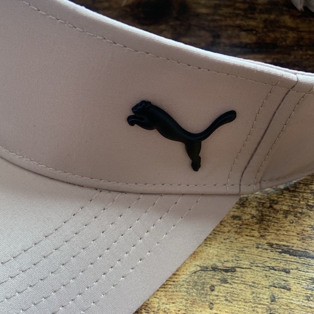 NWT ‘PUMA’ RUNNING VISOR!! - Picture 3 of 6